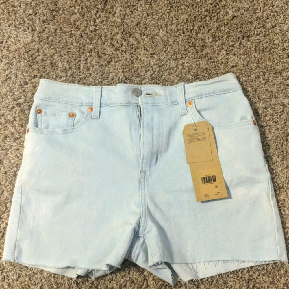 Levi Strauss High Rise Shorts Size 6 / 28